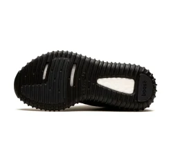 adidas Yeezy Boost 350 - Pirate Black