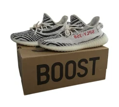adidas Yeezy Boost 350 V2 Zebra (USADO) - 42 2/3