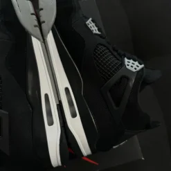 Jordan 4 Retro 42.5 - Black Canvas (USADO)