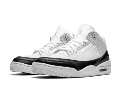 Jordan 3 Retro - Fragment