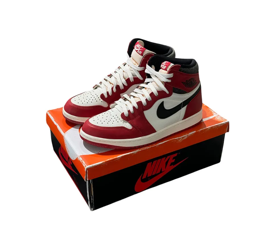 Jordan 1 Retro High OG (42.5) - Chicago Lost and Found (USADO)