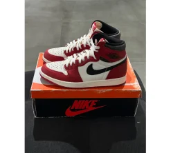 Jordan 1 Retro High OG (42.5) - Chicago Lost and Found (USADO)