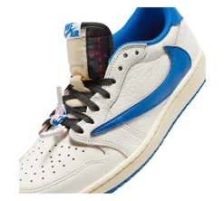 Jordan 1 Retro Low OG SP - Fragment x Travis Scott Sail Military Blue