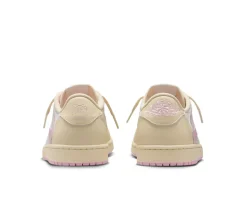 Jordan 1 Retro Low OG SP - Travis Scott Shy Pink