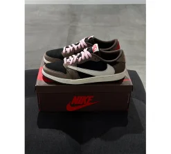 Jordan 1 Retro Low OG SP (41) - Travis Scott Mocha (USADO)