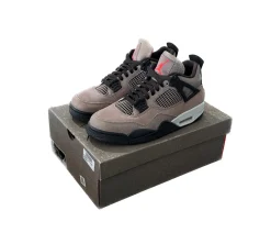 Jordan 4 Retro (43) - Taupe Haze (USADO)