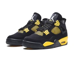 Jordan 4 Retro - Thunder (2023)