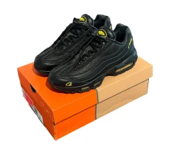 Nike Air Max 95 (41) - Corteiz Honey Black (USADO)