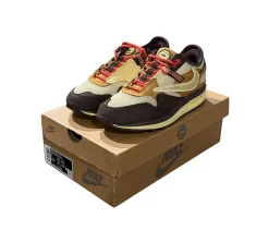 Nike Air Max 1 (40) - Travis Scott Cactus Jack Baroque Brown (USADO)