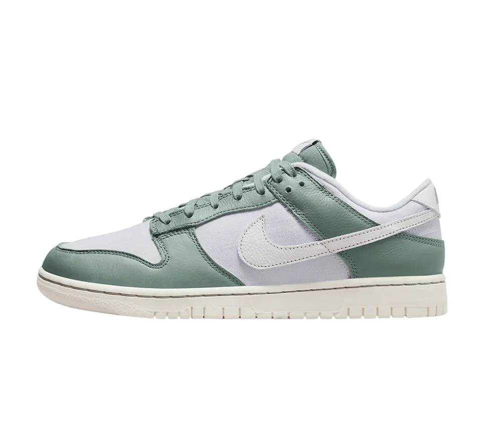 Nike Dunk Low - Mica Green