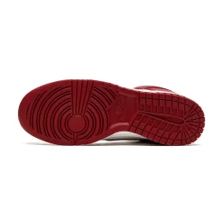 Nike Dunk Low - Team Red