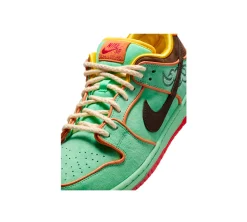 Nike SB Dunk Low - Rodeo Tourmaline