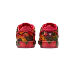 Nike SB Dunk Low - The Wizard of Oz Poppy Field
