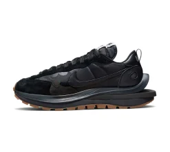 Nike Vaporwaffle Sacai - Black Gum