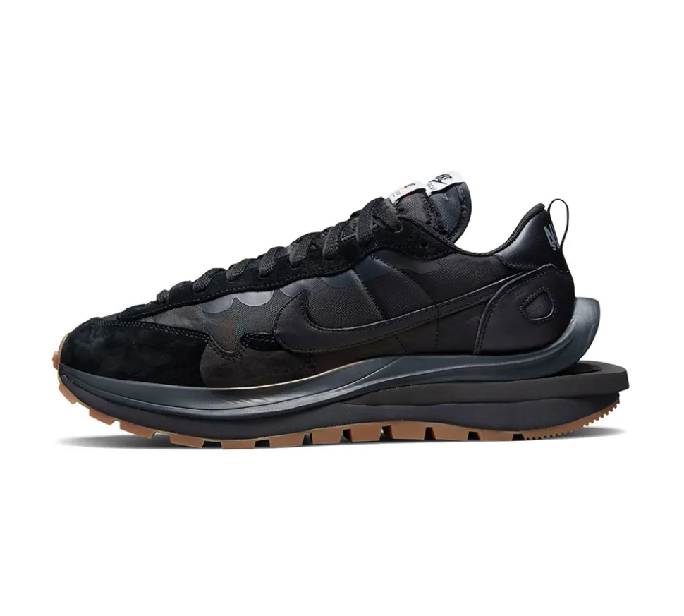 Nike Vaporwaffle Sacai - Black Gum