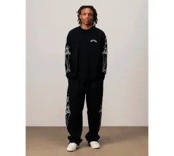 Realm Opo "WAITRESSES" Trackpants - Black